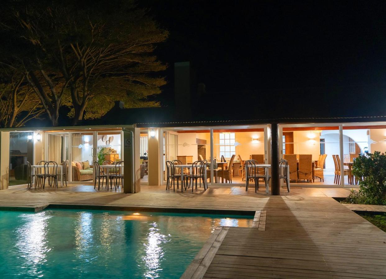 Oyster Bay Lodge Extérieur photo