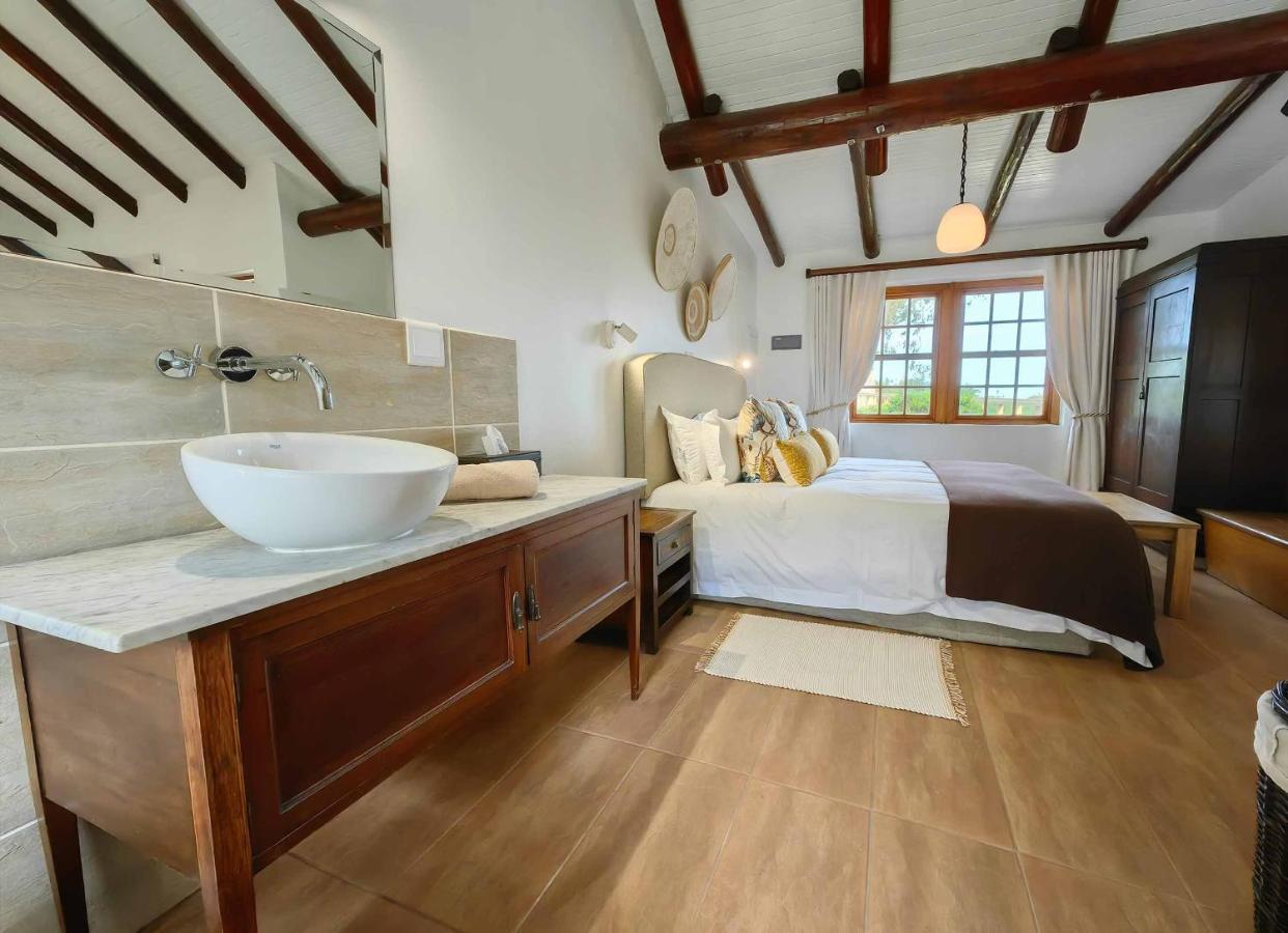 Oyster Bay Lodge Extérieur photo
